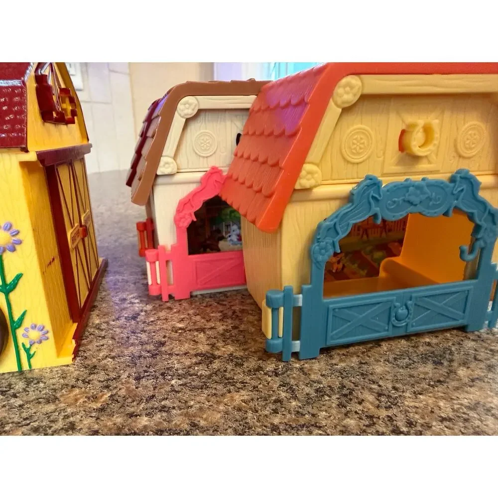 Mattel Spirit Untamed Minis barn playsets miniature horses and people lot